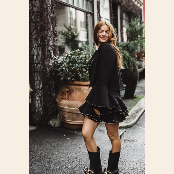 SUIT SKIRT SHORS