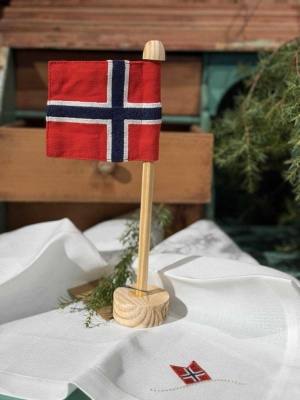 FLAGG PÅ STANG 27CM