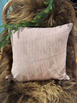 PUTETREKK INGRID NATUR M/RØDE STRIPER