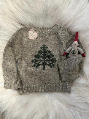 MAILEG STRIKKEGENSER M/JULETRE 5-6 ÅR