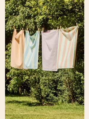 KJØKKENHÅNDKLE LINUS M/LYSEGRØNNE OG LYSEBRUNE BREDE STRIPER