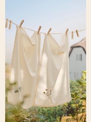 KJØKKENHÅNDKLE FLORA M/ BLÅ BLOMST