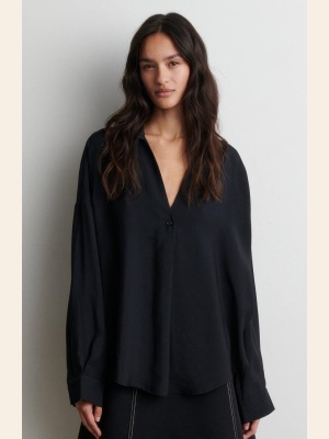TIMELINE BLOUSE
